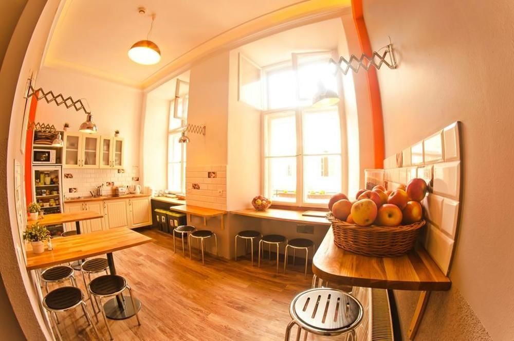 Hostel Rynek 7 Krakow Exterior photo